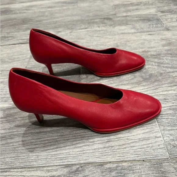 Reformation red Gracelynn pumps - Picture 5 of 9